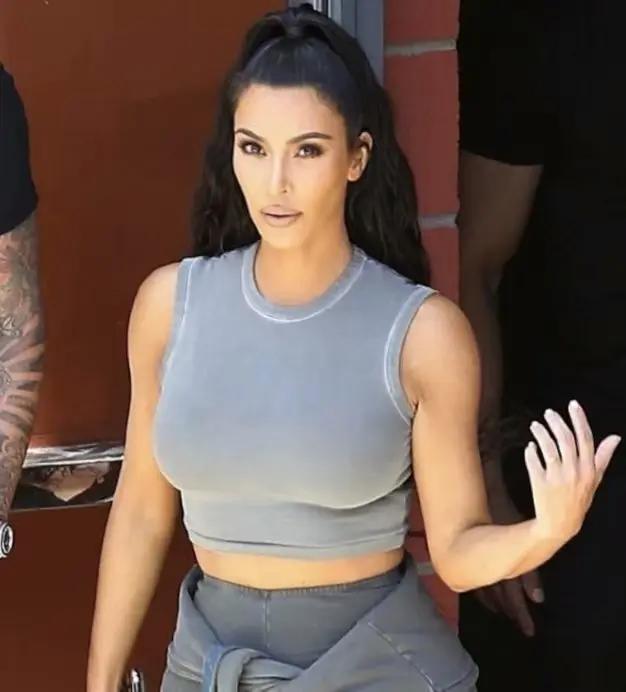 Minimalist Knit Tank KNOWRIC