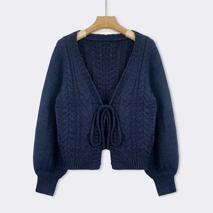 The Jacquard V- Neck Top KNOWRIC