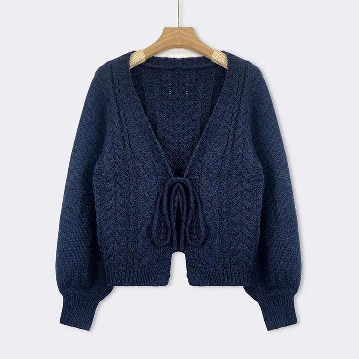 The Jacquard V- Neck Top KNOWRIC