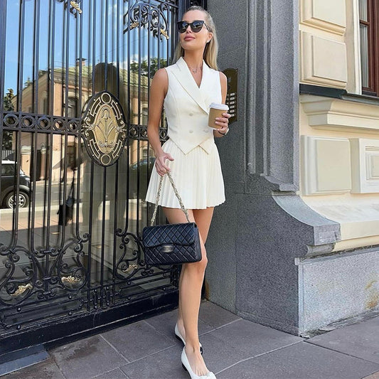 Chic Sleeveless Polo & Pleated Skirt Set - KNOWRIC