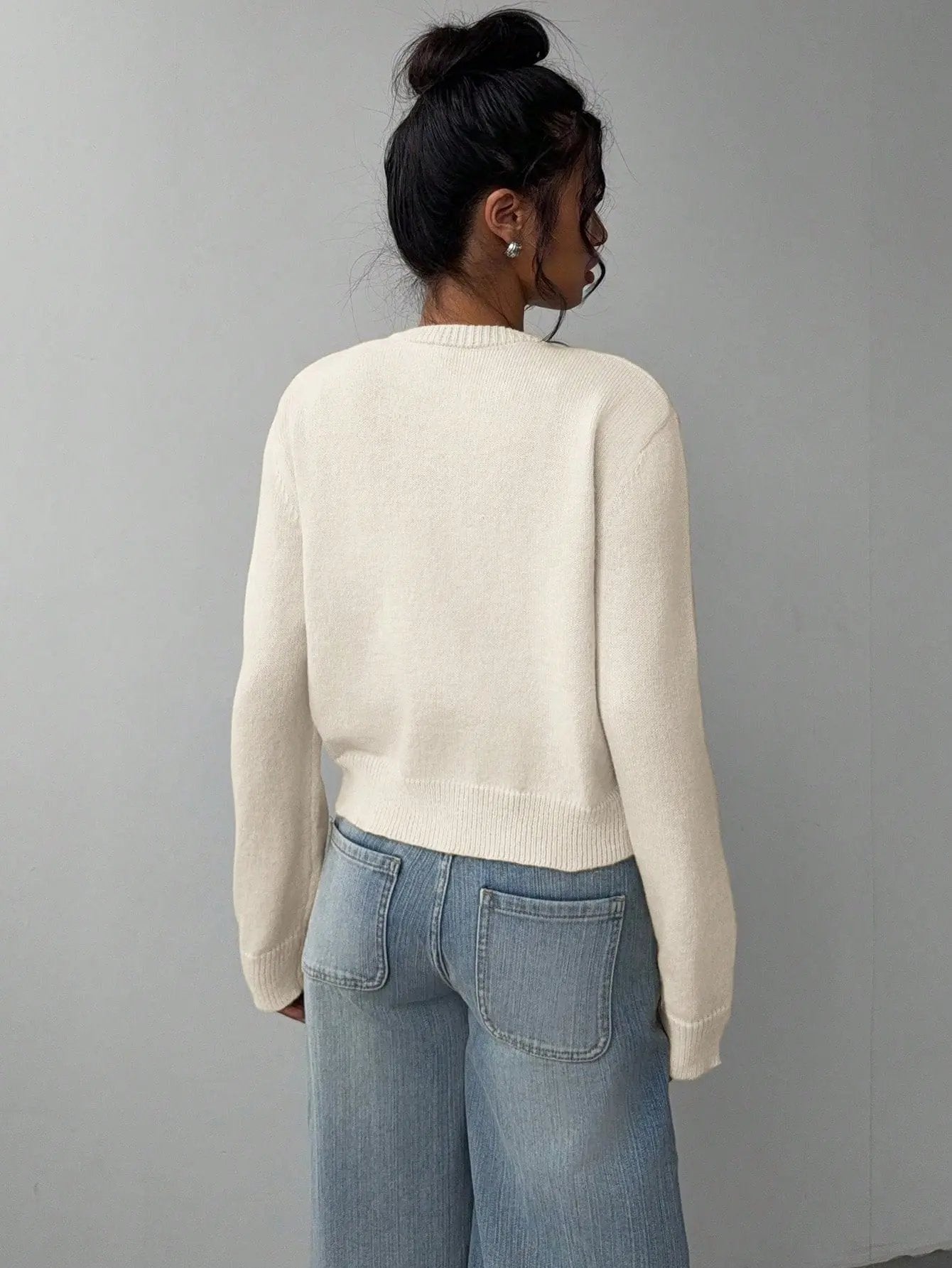 Slim-Fit Cropped Knitted Cardigan Sweater KNOWRIC