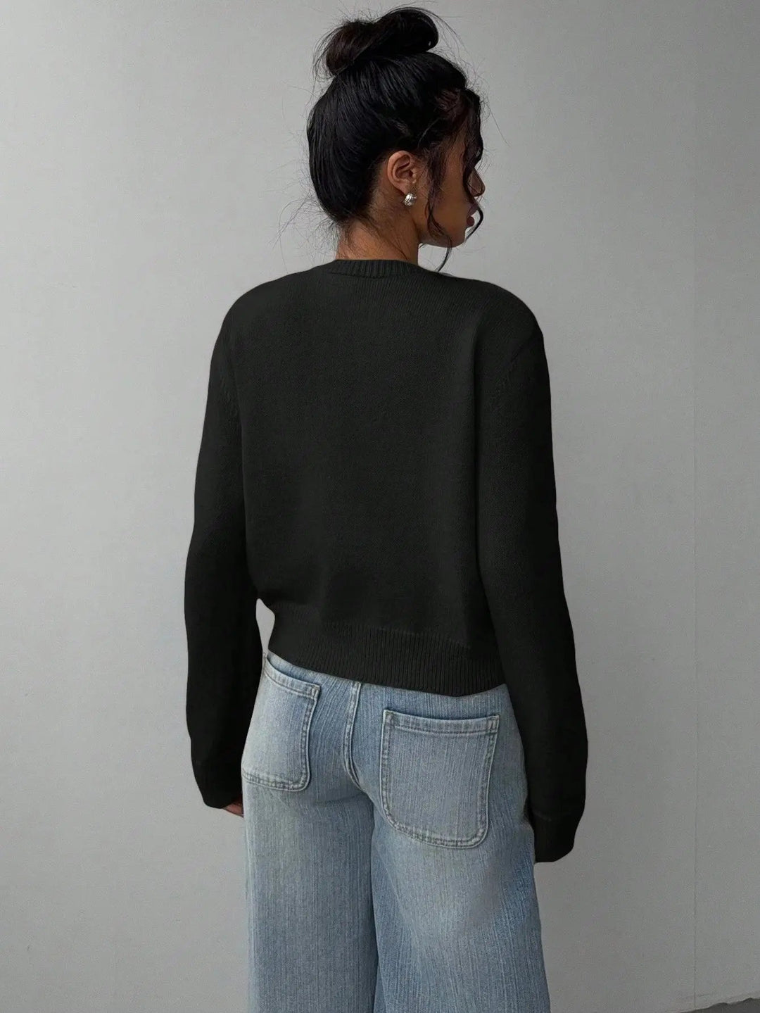 Slim-Fit Cropped Knitted Cardigan Sweater KNOWRIC