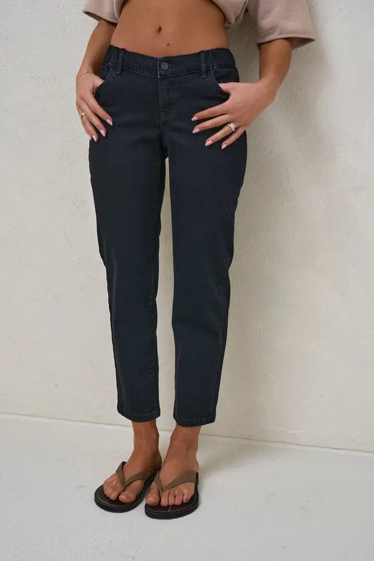 Washed Black Jeans – Effortless Modern Streetwear KNOWRIC