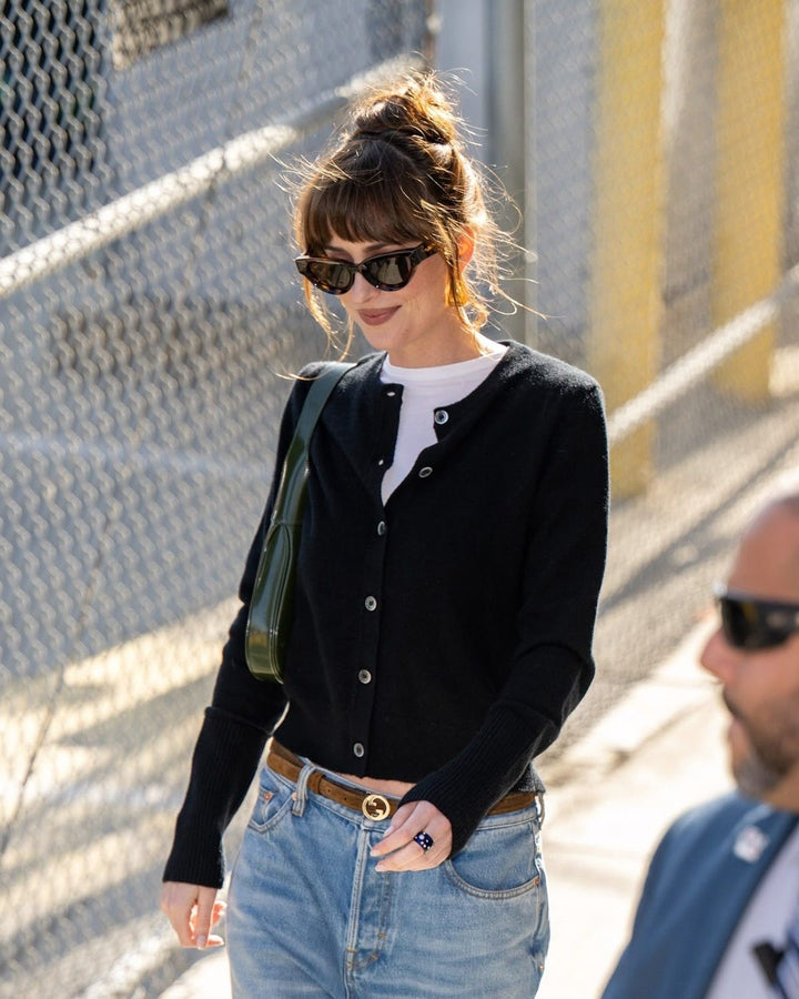 Cropped Knitted Cardigan Sweater - KNOWRIC