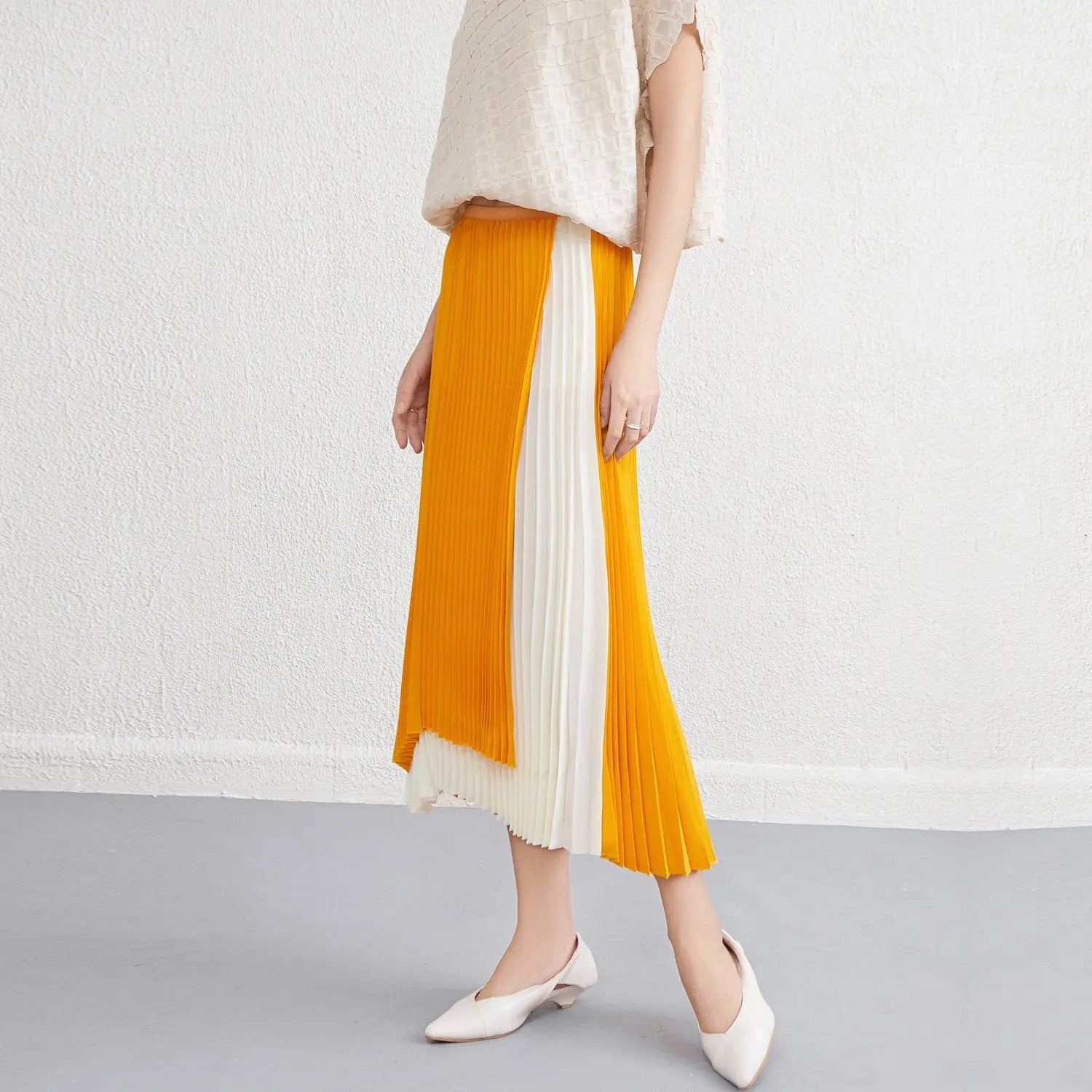 Two Tone Pleated Long Skirt KNOWRIC
