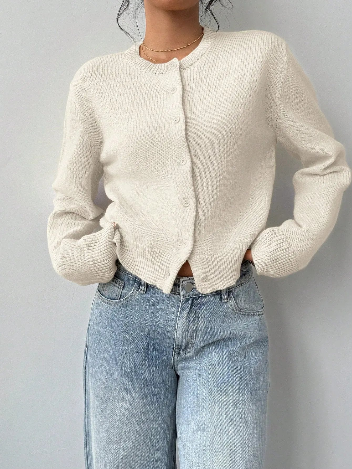Slim-Fit Cropped Knitted Cardigan Sweater KNOWRIC