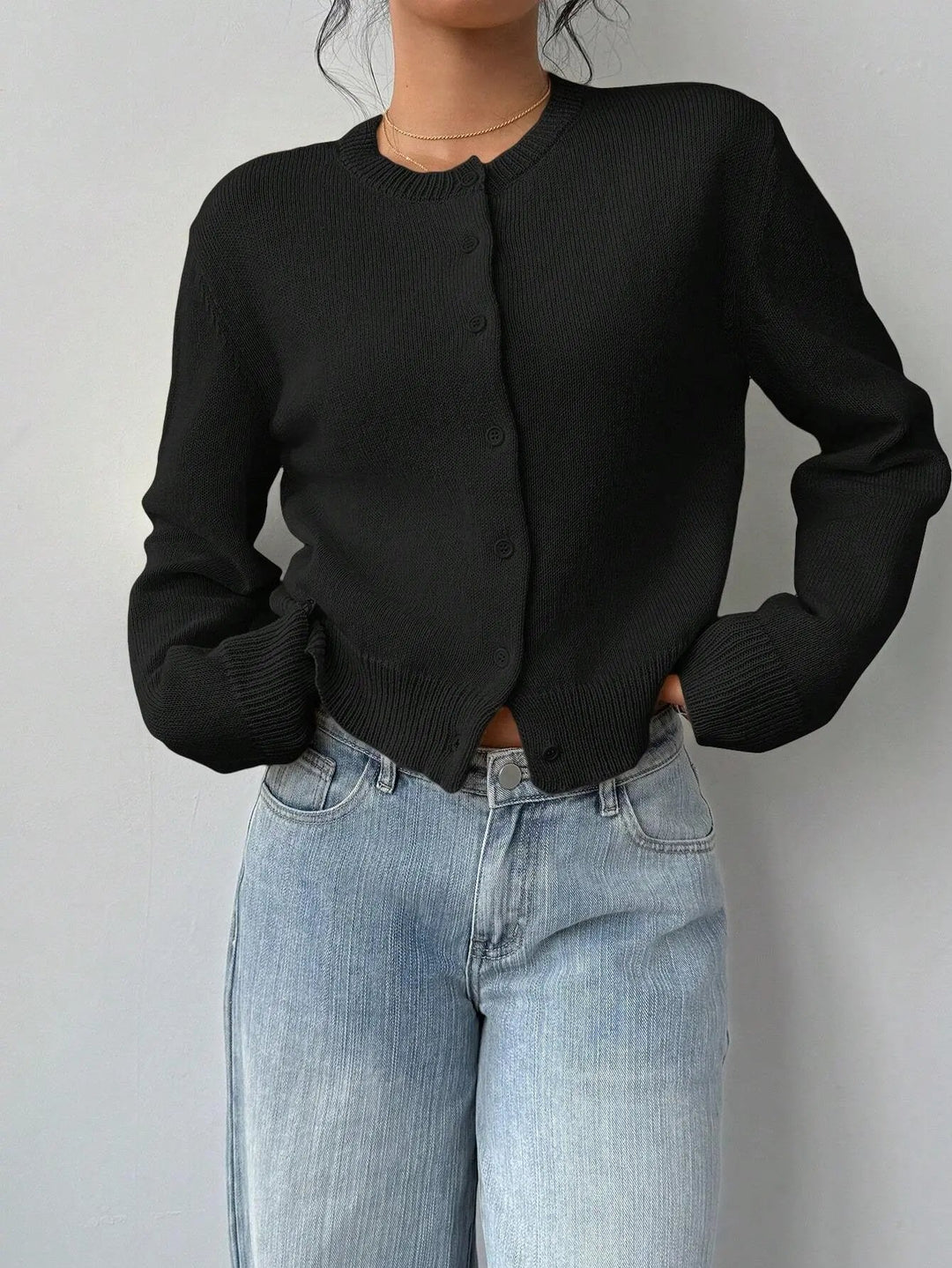 Slim-Fit Cropped Knitted Cardigan Sweater KNOWRIC