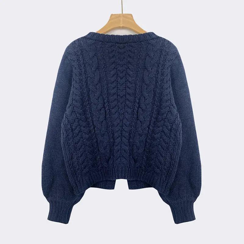 The Jacquard V- Neck Top KNOWRIC